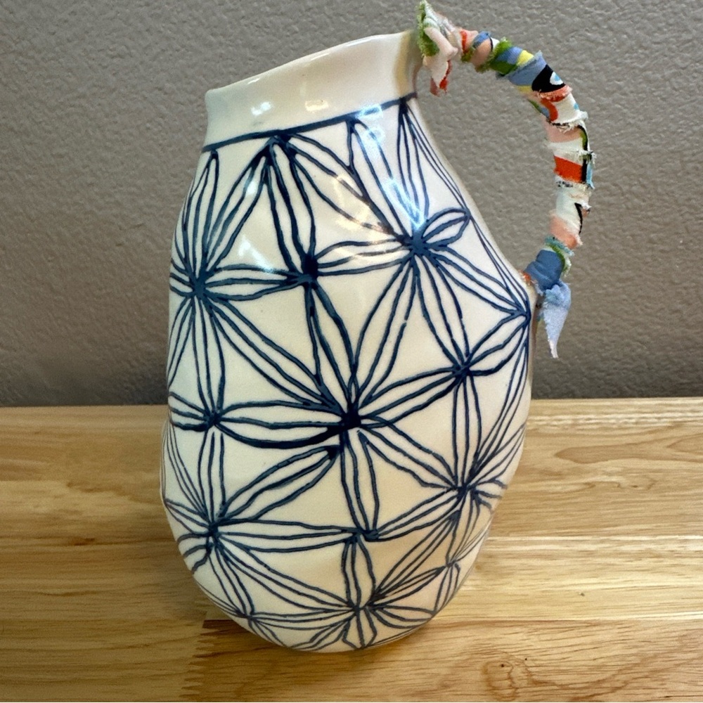Anthropologie vase Anna Westerlund Keramisk Pitcher Blue Star fabric handle